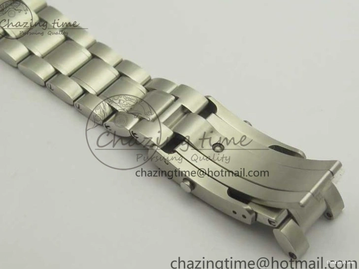 1219 WellDesigned Speedmaster Moonwatch OMF 1:1 Best Edition Black Dial SS Hand on SS Bracelet A 8043